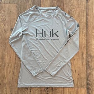 Women Huk Grey Long Sleeve Performance Shirt